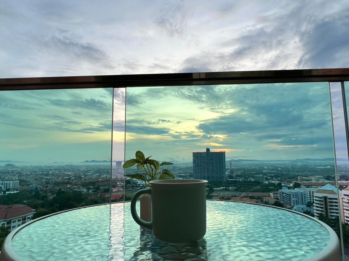 Grande Cariibbean Pattaya By Thita Aparthotel Luaran gambar
