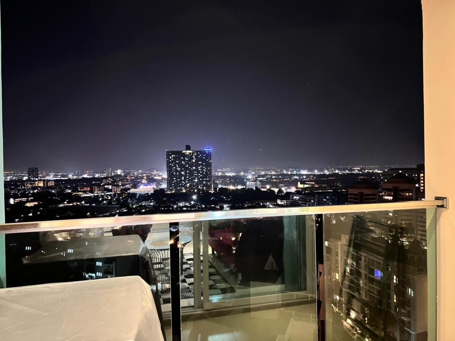 Grande Cariibbean Pattaya By Thita Aparthotel Luaran gambar